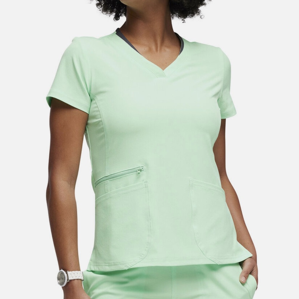 Heart Soul Pixie Green Short Sleeve Scrub Top Size Medium